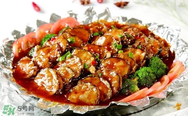 如何炒茄子不黑？怎么炒茄子不黑