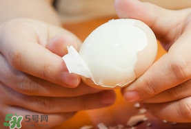 蝦爬子能和雞蛋一起吃嗎？蝦爬子和雞蛋能同吃嗎？