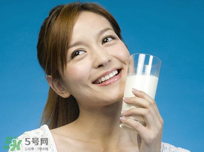 吃完蝦爬子能喝牛奶嗎？蝦爬子能和牛奶一起吃嗎？