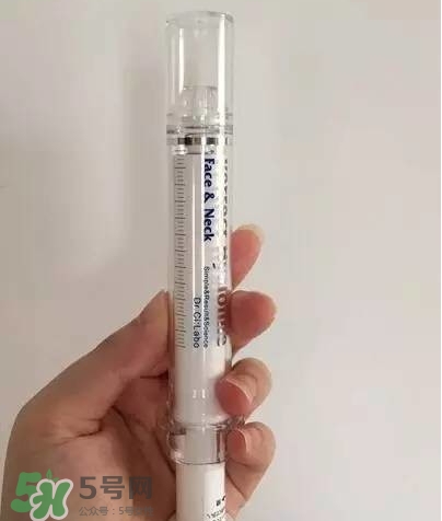 藍(lán)紫根去法令紋有用嗎？藍(lán)紫根法令紋棒可以去法令紋嗎？