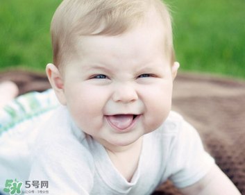 寶寶嗓子啞了該怎么辦？寶寶嗓子護(hù)養(yǎng)怎么做？