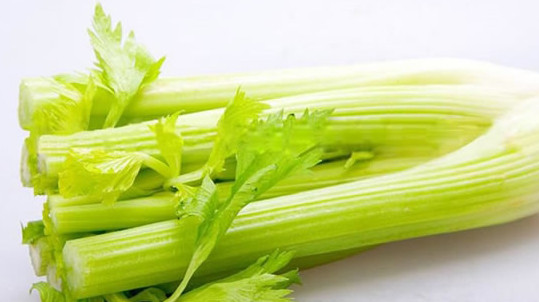 西芹是芹菜嗎？西芹和芹菜的區(qū)別