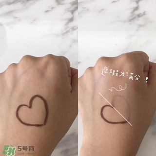 雅詩蘭黛持妝氣墊怎么樣？雅詩蘭黛持妝氣墊好用嗎