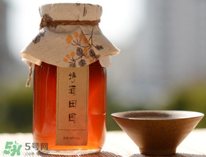 櫻桃酒葡萄酒合在一起好嗎？櫻桃酒和葡萄酒的區(qū)別