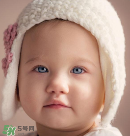 寶寶濕疹可以涂郁美凈嗎？ 寶寶濕疹涂什么管用？