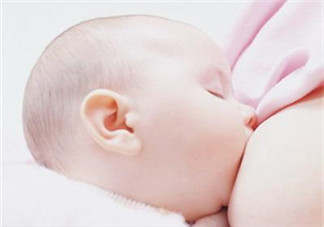 我的奶水發(fā)黃是怎么回事？ 哺乳期奶水發(fā)黃還可以喂奶嗎？