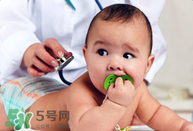 寶寶發(fā)燒有什么物理降溫法？寶寶發(fā)燒怎么降溫快？
