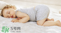孩子發(fā)燒到39度該怎么辦？ 孩子39度能用物理降溫嗎？