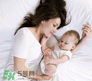 生完孩子后掉頭發(fā)是正常的嗎？產(chǎn)后掉發(fā)掉多少屬于正常?