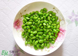 青豆不能和什么一起吃？青豆和什么相克？