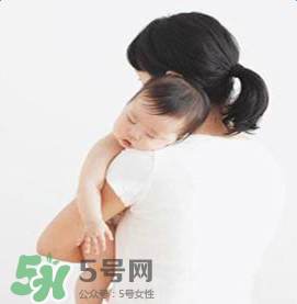 哺乳期可以染頭發(fā)嗎？哺乳期染發(fā)對孩子有危害嗎？