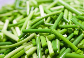 蒜薹是辛辣食物嗎？蒜薹屬于辛辣食物嗎