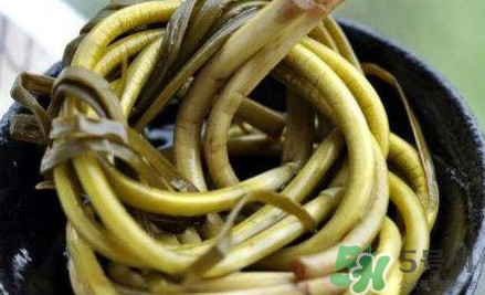 蒜薹怎么腌？腌蒜臺的家常做法大全