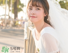 月經期間皮膚油膩正常嗎_是什么原因