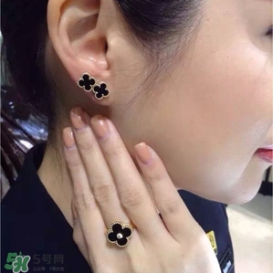 梵克雅寶項(xiàng)鏈?zhǔn)鞘裁床馁|(zhì)？vca項(xiàng)鏈?zhǔn)屈S金的嗎