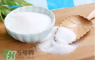 鹽水洗鼻用什么鹽？鹽水洗鼻可以用食鹽嗎？