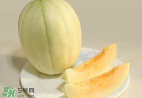 甜瓜能和酸奶一起吃嗎？吃完甜瓜可以喝酸奶嗎？