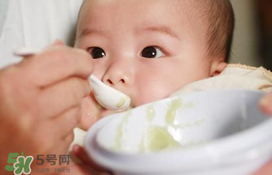 寶寶吃米粉會便秘嗎？寶寶吃米粉會導(dǎo)致便秘嗎？