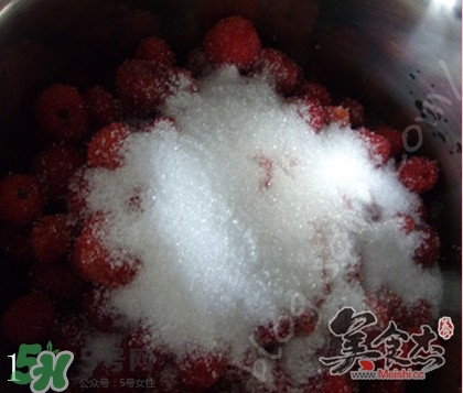 來月經可以吃樹莓嗎？月經期間吃樹莓好嗎？