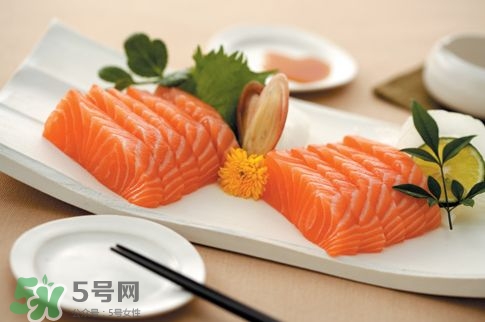 孕婦可以吃三文魚嗎？孕婦可以吃三文魚壽司嗎？