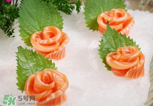 三文魚放冷藏還是冷凍？三文魚冷藏好還是冷凍好？