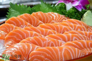 三文魚放冷藏還是冷凍？三文魚冷藏好還是冷凍好？