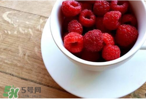 覆盆子是野草莓嗎？覆盆子是桑椹嗎？