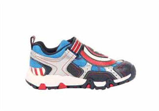 stride rite的中文叫什么？stride rite的中文怎么翻譯？