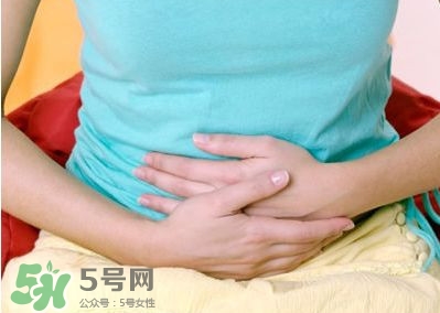 月經(jīng)少而黑什么原因？月經(jīng)少而黑怎么調(diào)理
