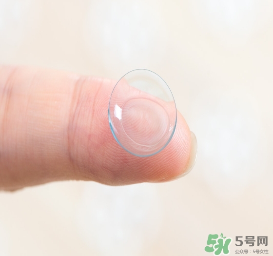 獅王隱形眼鏡輔助液怎么用？獅王隱形眼鏡輔助液使用方法