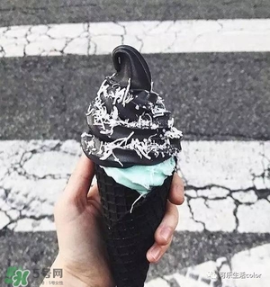 炭黑冰淇淋好吃嗎？炭黑冰淇淋哪里買？