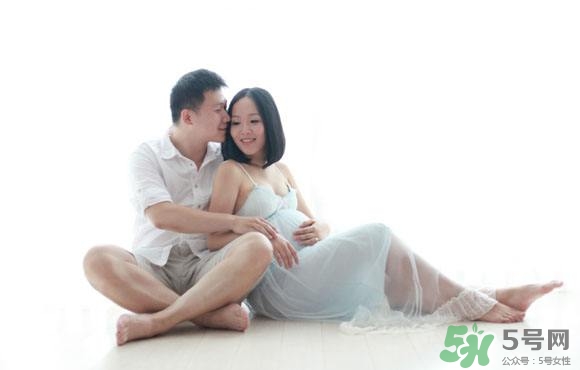 孕婦能抹護膚品嗎？孕婦能化妝嗎？