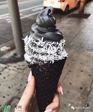 炭黑冰淇淋好吃嗎？炭黑冰淇淋哪里買？
