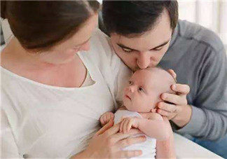 夏天坐月子可以吹風(fēng)扇嗎？夏天風(fēng)扇能不能給產(chǎn)婦用？