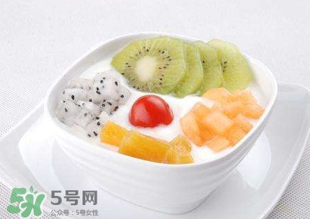 蓮霧能和酸奶一起吃嗎？酸奶可以和蓮霧一起吃嗎？