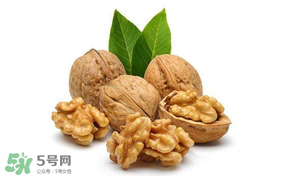核桃仁怎么保存？核桃仁生吃好還是熟吃好？