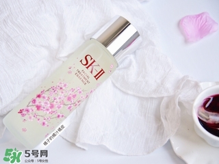sk2櫻花版和普通版的區(qū)別 skii櫻花神仙水和普通版哪個(gè)貴？