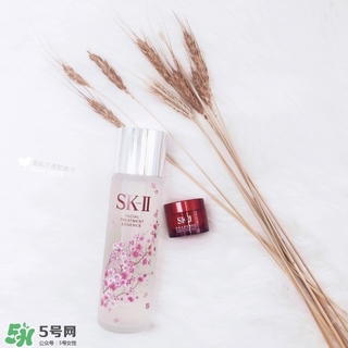 sk2櫻花版和普通版的區(qū)別 skii櫻花神仙水和普通版哪個(gè)貴？