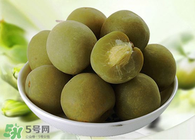 青梅怎么腌制脆青梅？脆青梅的腌制方法