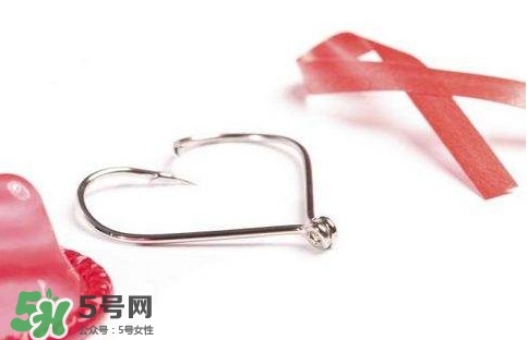 HIV真有這么可怕嗎？艾滋病的臨床表現(xiàn)主要有哪些