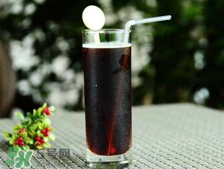 喝碳酸飲料會殺精嗎？碳酸飲料會導(dǎo)致不孕嗎