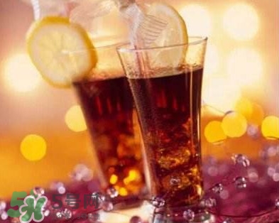 碳酸飲料喝多了會怎么樣？碳酸飲料的危害有哪些