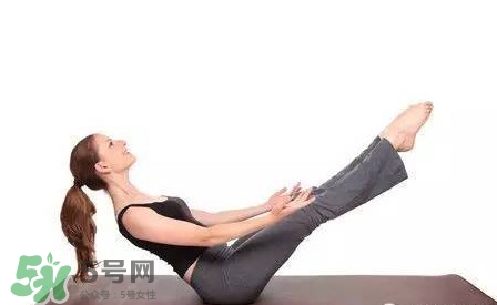 初學(xué)普拉提和瑜伽哪個(gè)好？初學(xué)瑜伽需要準(zhǔn)備什么