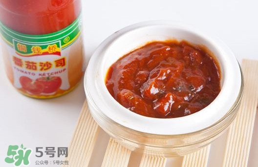 番茄醬是番茄沙司嗎？番茄醬和番茄沙司有什么不同？