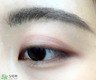 anastasia眼影多少錢(qián)？anastasia眼影試色專柜價(jià)格