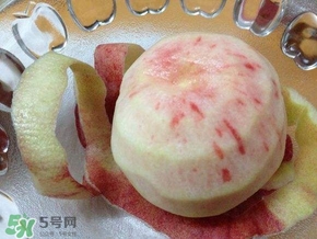 吃桃子要不要削皮？吃桃子的去皮方法