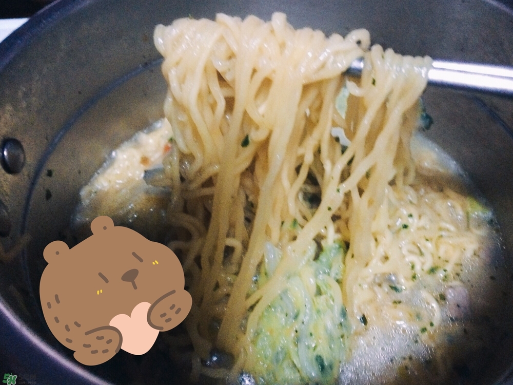 康師傅白胡椒肉骨面好吃嗎？康師傅白胡椒方便面味道怎樣