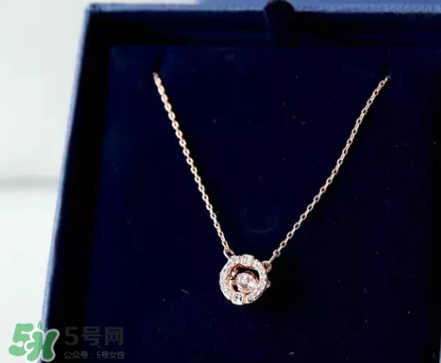 施華洛世奇跳動的心是什么材質(zhì)？跳動的心項鏈?zhǔn)倾y的嗎？