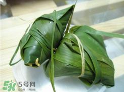 包粽子用什么糯米？包粽子的糯米要泡多久？