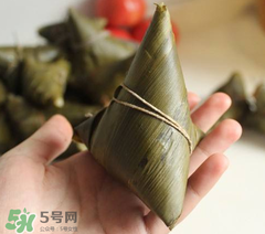 包粽子用什么糯米？包粽子的糯米要泡多久？